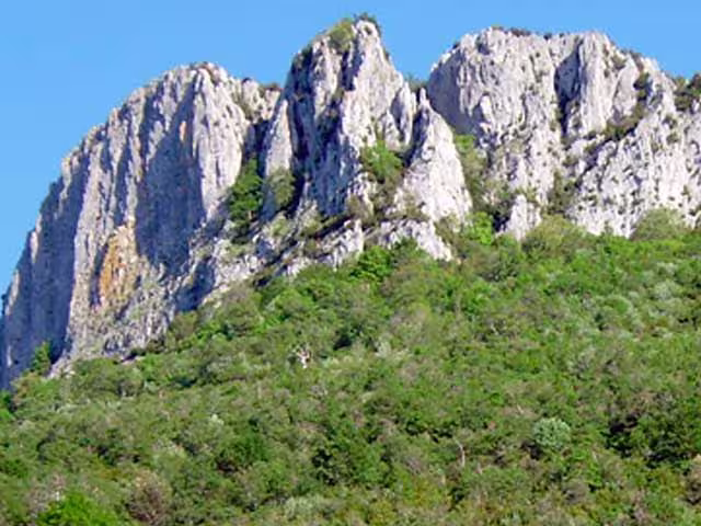 Casa rural Monaut - Entorno y rutas